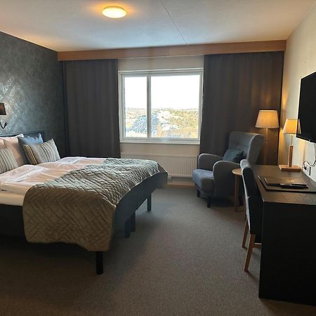 Bohusgarden Hotell & Konferens Uddevalla Extérieur photo