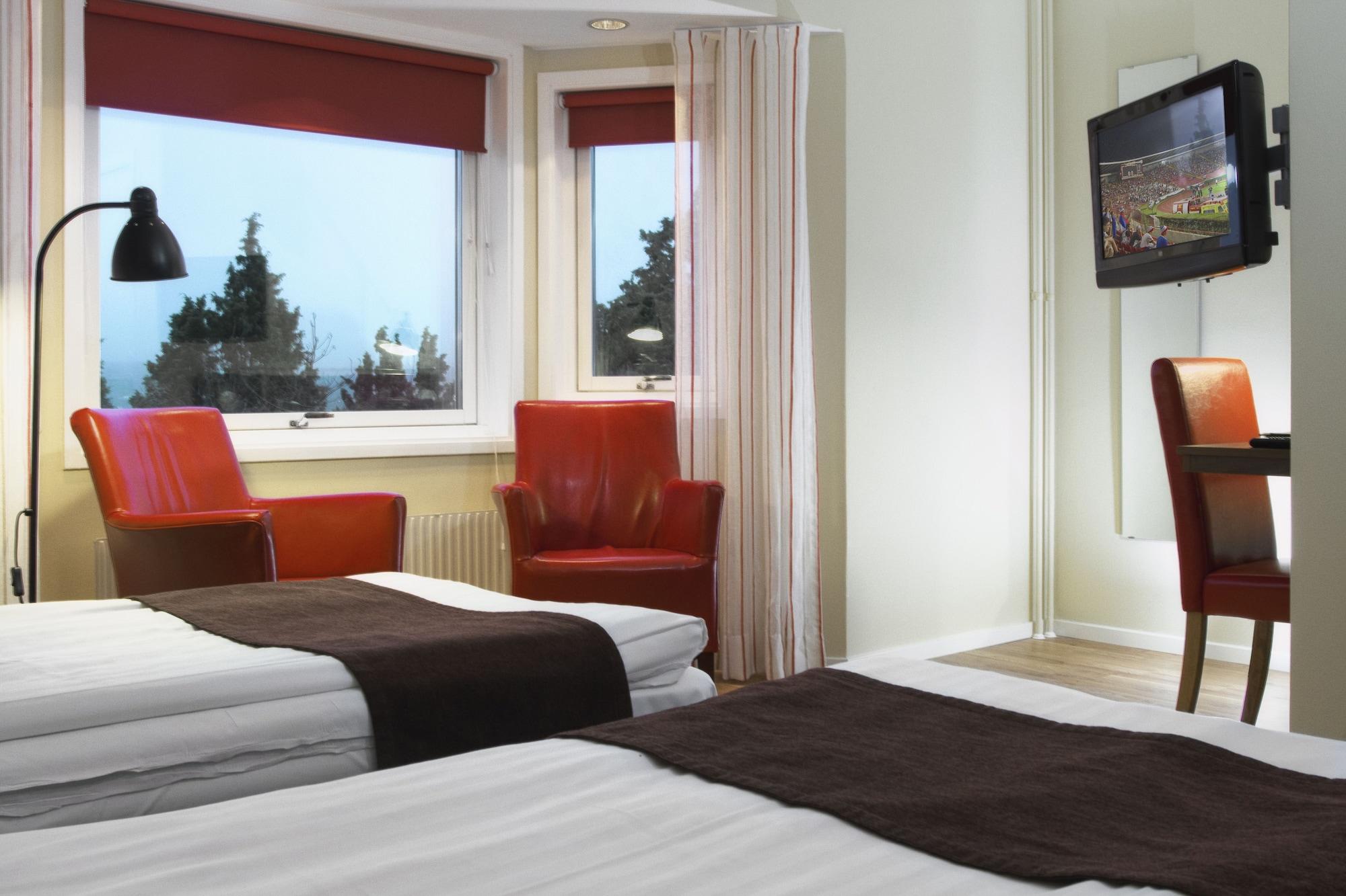 Bohusgarden Hotell & Konferens Uddevalla Extérieur photo