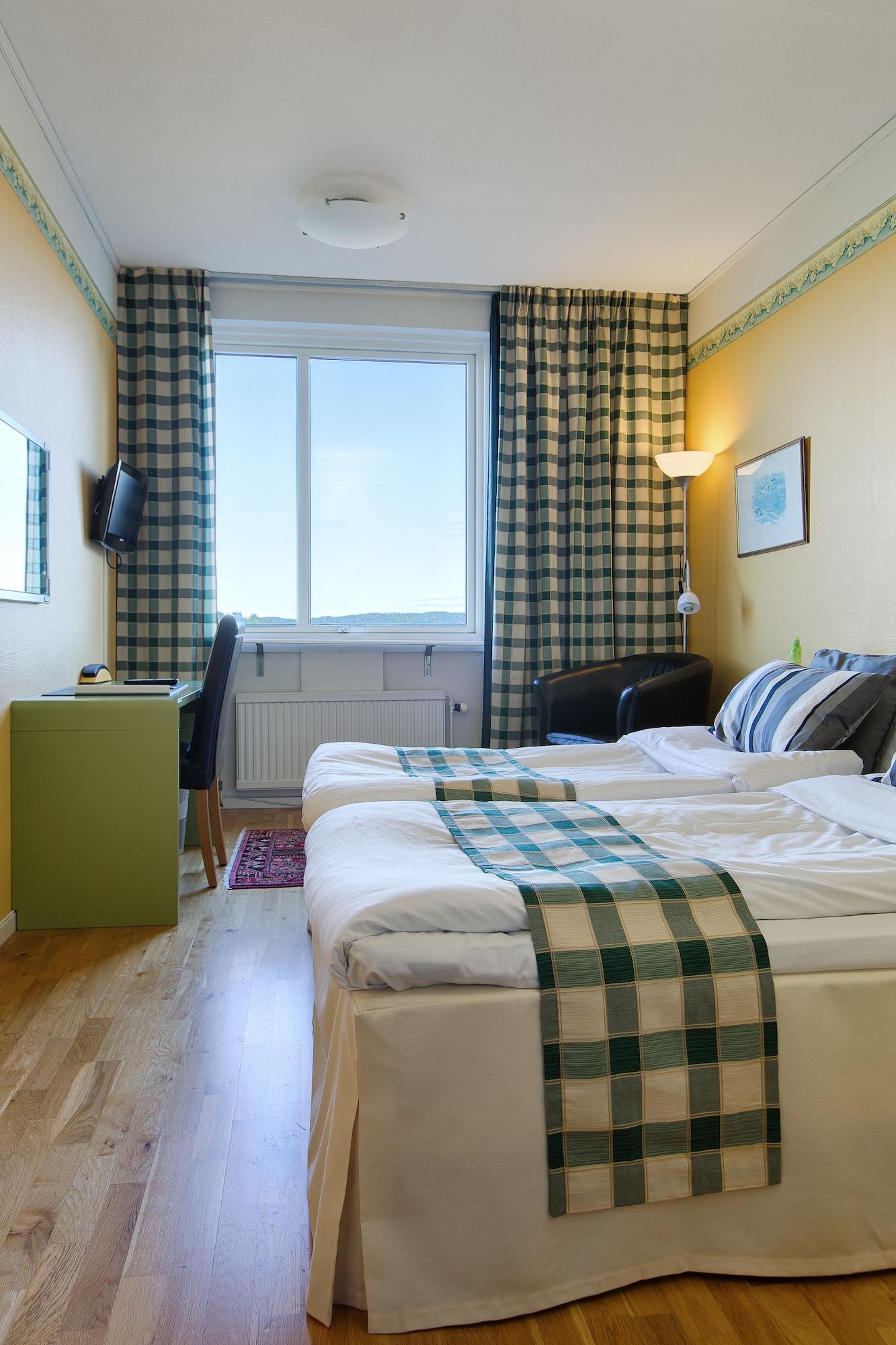 Bohusgarden Hotell & Konferens Uddevalla Extérieur photo