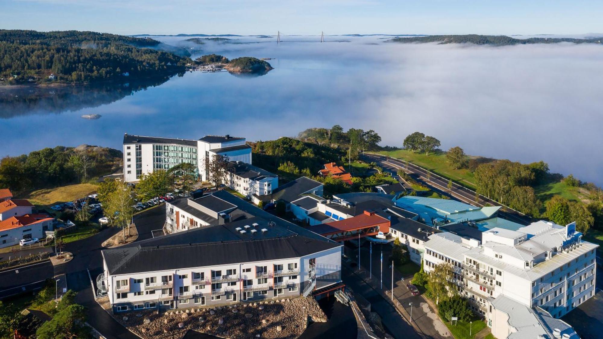 Bohusgarden Hotell & Konferens Uddevalla Extérieur photo