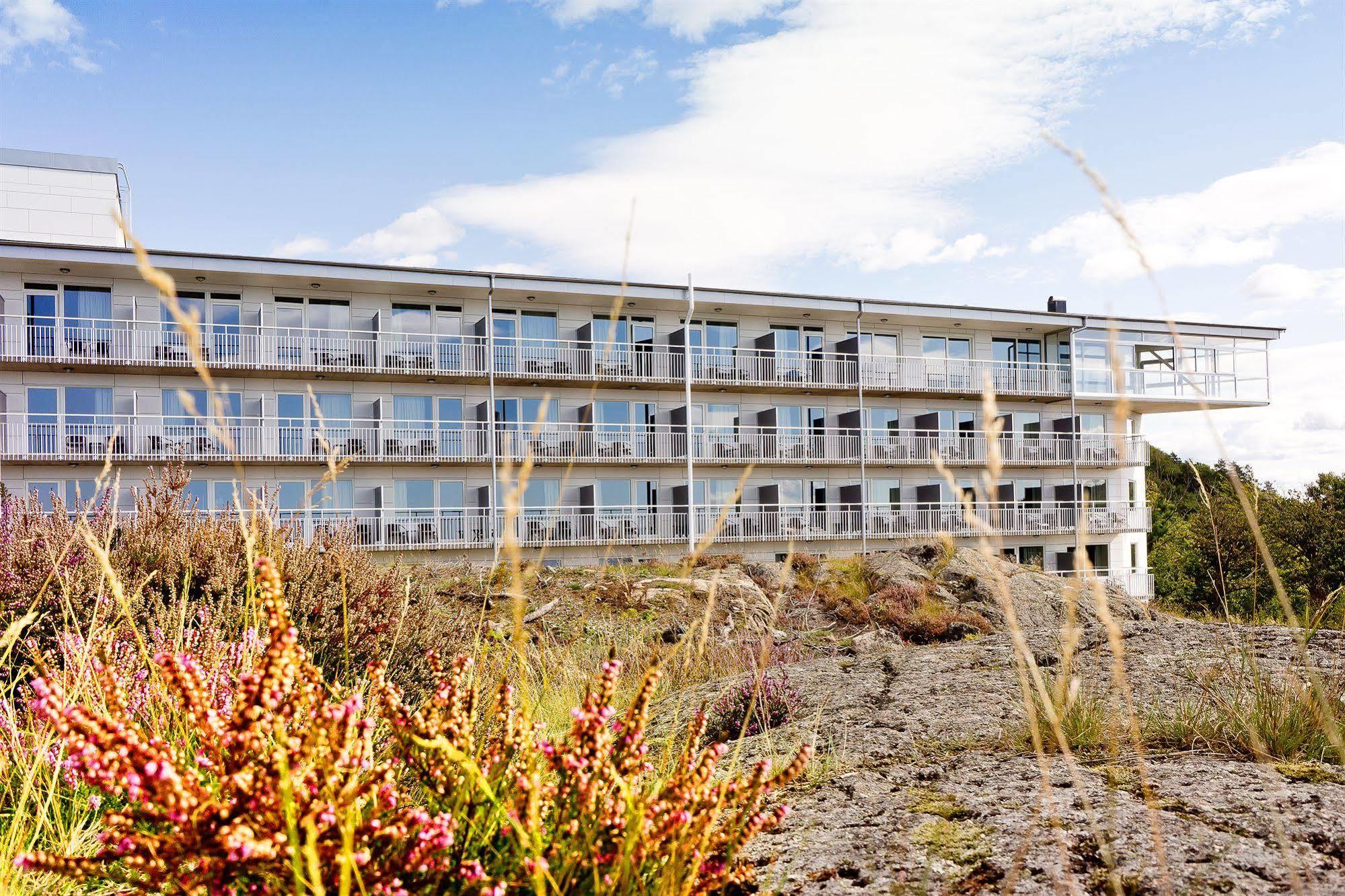 Bohusgarden Hotell & Konferens Uddevalla Extérieur photo