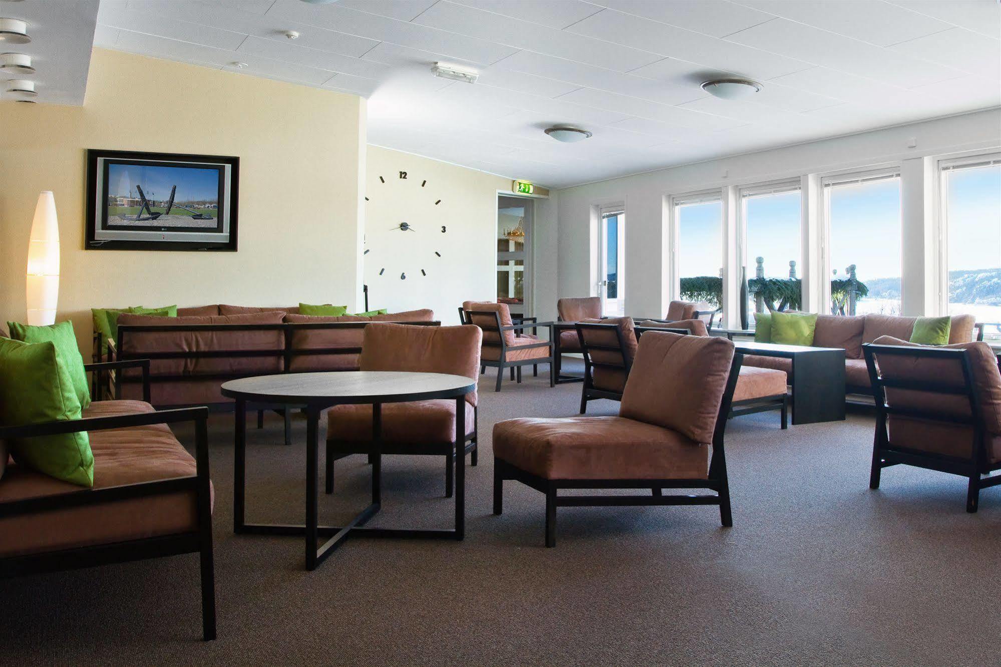 Bohusgarden Hotell & Konferens Uddevalla Extérieur photo