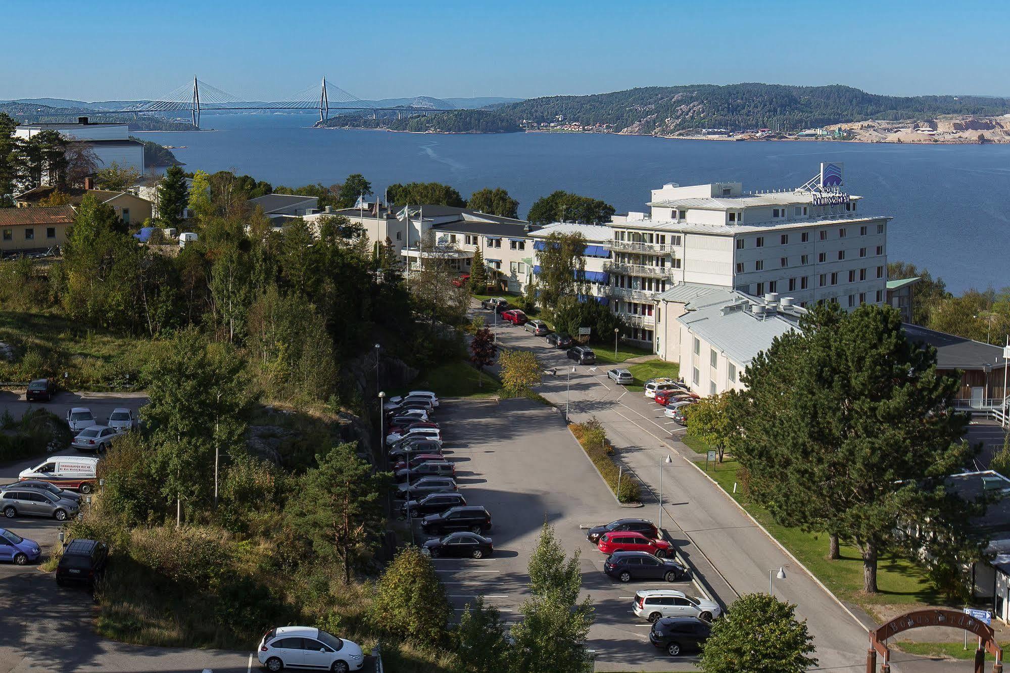 Bohusgarden Hotell & Konferens Uddevalla Extérieur photo