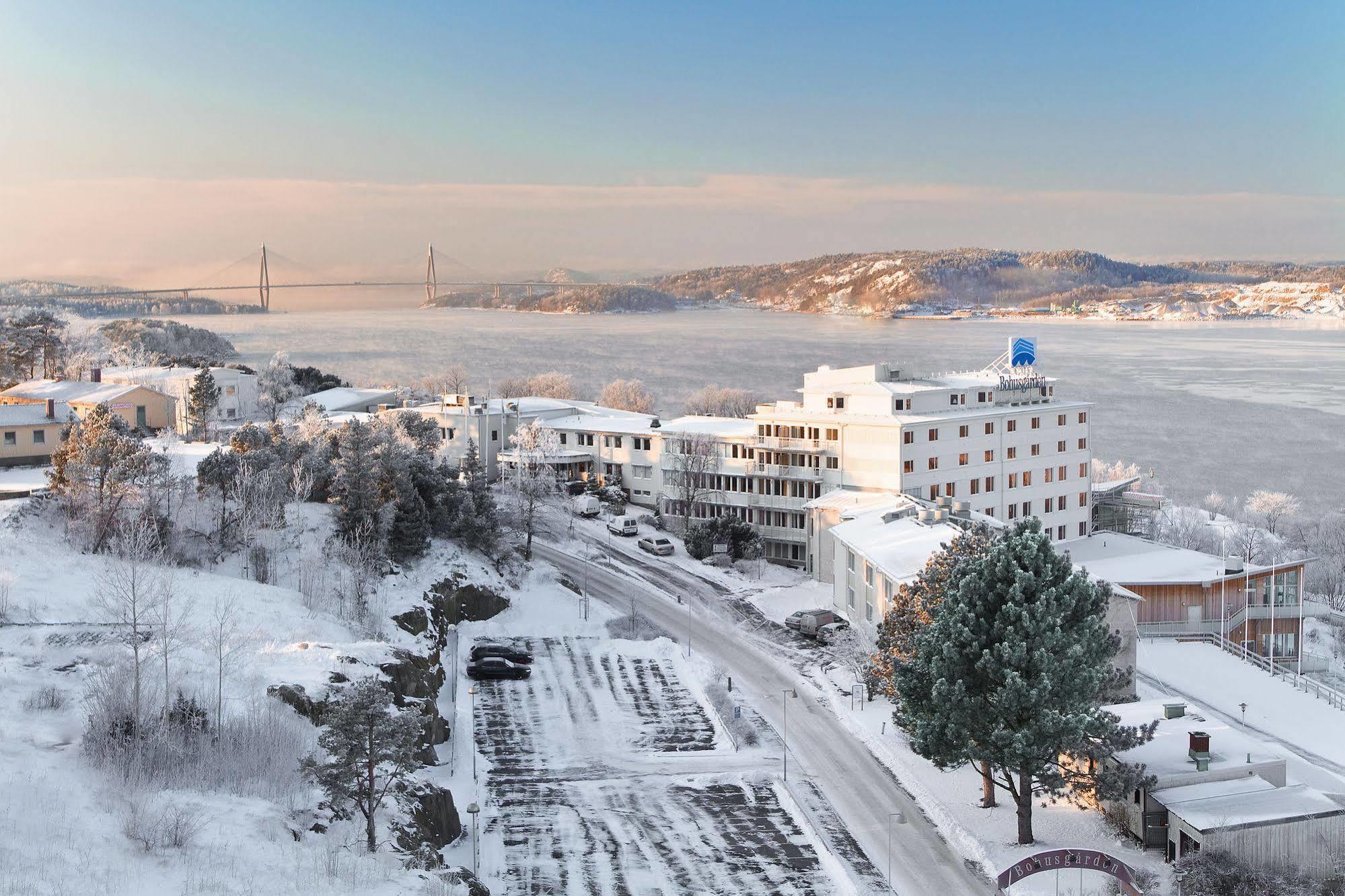 Bohusgarden Hotell & Konferens Uddevalla Extérieur photo
